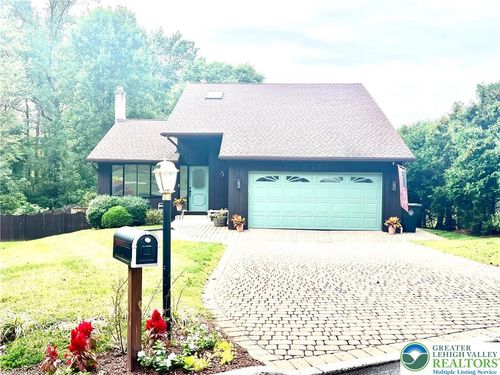 1618 Alex Ct, Allentown, PA, 18103-8351 | Card Image