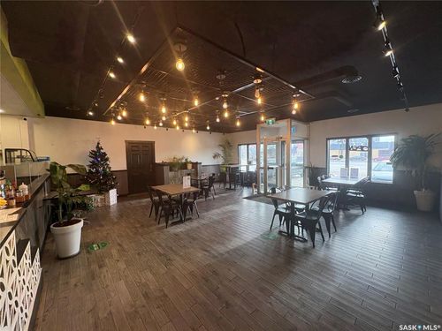 4306 Dewdney Ave, Regina, SK, S4T1A8 | Card Image