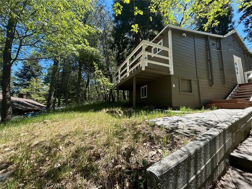 22951 Redwood Way, Crestline, CA, 92325-9498 | Card Image
