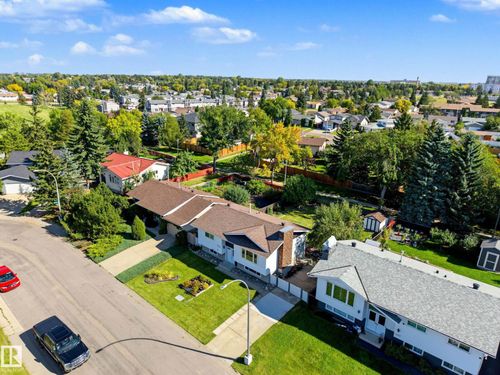 2911 83 St Nw, Edmonton, AB, T6K3A4 | Card Image