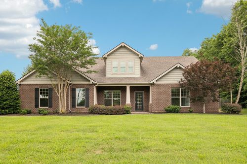 2040 Belshire Way, Spring Hill, TN, 37174-2751 | Card Image