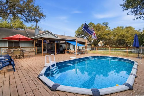 1354 Dawnridge Dr, Canyon Lake, TX, 78133-4012 | Card Image