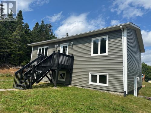 8 Broad Cove Road, Avondale, NL, A0A1B0 | Card Image