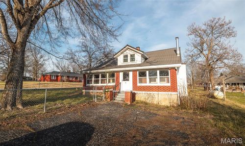 512 Highway 63 N, Vienna, MO, 65582-8702 | Card Image