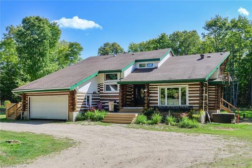 239 Old Government Rd, Emsdale, ON, P0A1J0 | Card Image