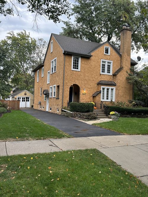425 N Catherine Ave, La Grange Park, IL, 60526-2006 | Card Image