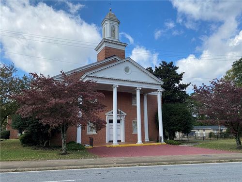 3557 Main St, College Park, GA, 30337-2624 | Card Image