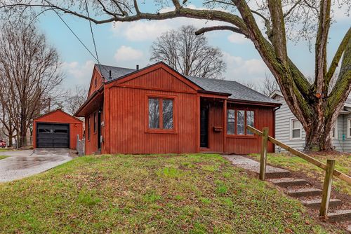 2721 Cornell St, Des Moines, IA, 50313-4840 | Card Image