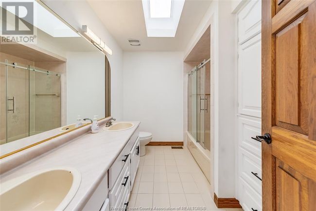 327 Majestic Dr, House other with 4 bedrooms, 4 bathrooms and null parking in Tecumseh ON | Image 17