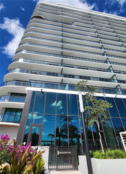 apt-713-580 72nd St, Miami Beach, FL, 33141-3762 | Card Image