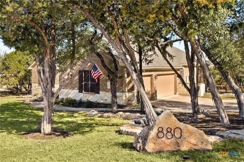 880 Haven Pt, New Braunfels, TX, 78132-4339 | Card Image
