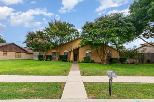 3324 Wentworth St, Plano, TX, 75075-6245 | Card Image