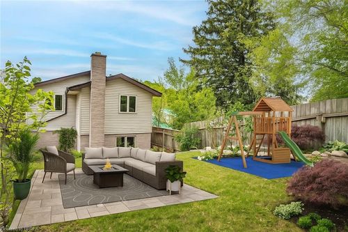 1733 Franklin Blvd, Cambridge, ON, N3C1N7 | Card Image