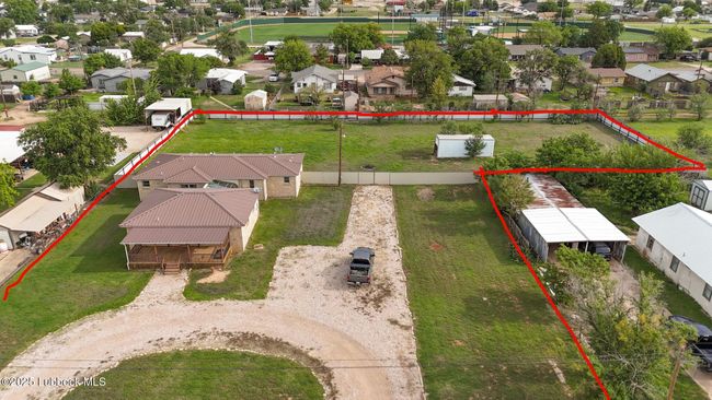 213 E 7 Th St, House other with 3 bedrooms, 3 bathrooms and null parking in Idalou TX | Image 33