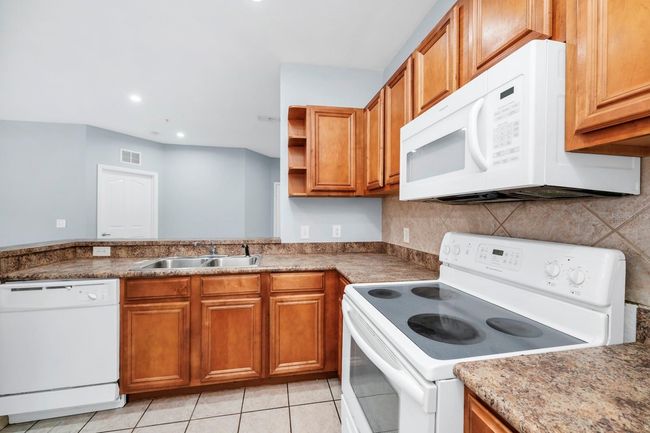 UNIT-106 - 6157 Metrowest Blvd, Condo with 2 bedrooms, 2 bathrooms and null parking in ORLANDO FL | Image 14