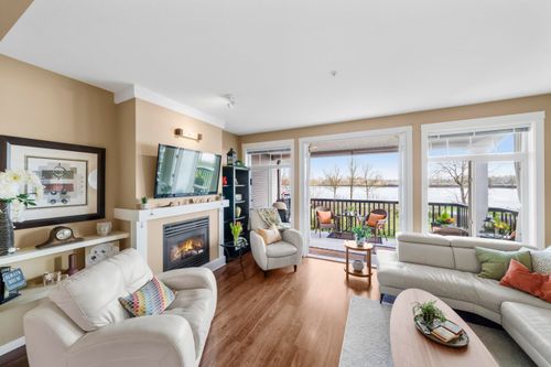 30-19490 Fraser Way, Pitt Meadows, BC, V3Y0B6 | Card Image