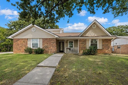 4601 Mandalay Dr, Arlington, TX, 76016-5527 | Card Image