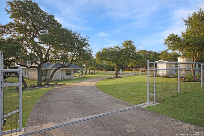 1411 Driftwood Rdg, House other with 6 bedrooms, 3 bathrooms and null parking in Spring Branch TX | Image 13