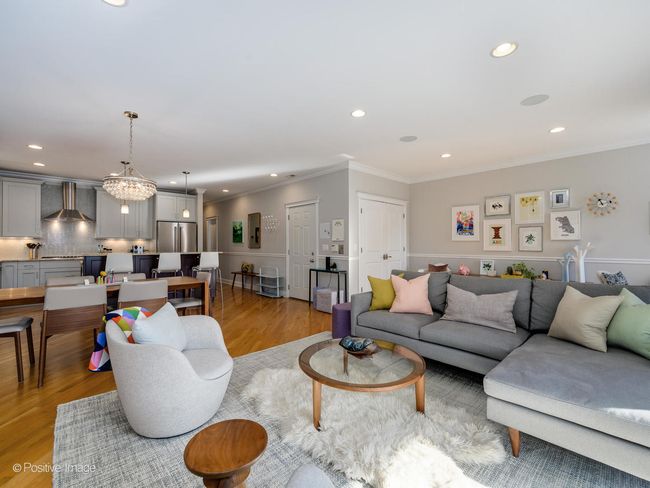 APT-3 - 456 Briar Pl, Home with 3 bedrooms, 2 bathrooms and null parking in CHICAGO IL | Image 8