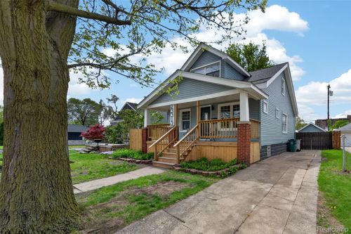 23313 Carlisle Ave, Hazel Park, MI, 48030-1426 | Card Image