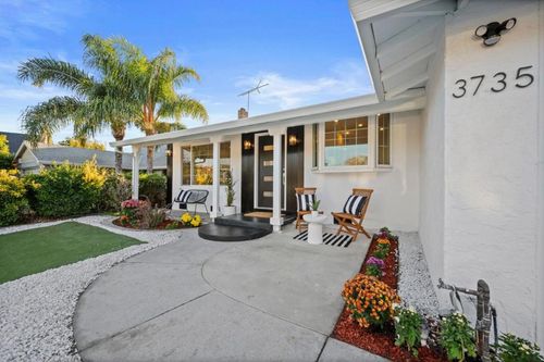 3735 Ruther Place Way, San Jose, CA, 95121-1945 | Card Image