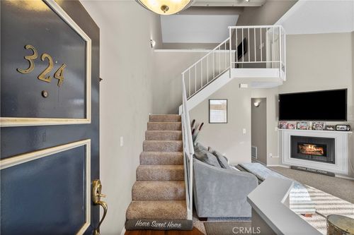 324-26964 Flo Ln, Canyon Country, CA, 91351-5257 | Card Image