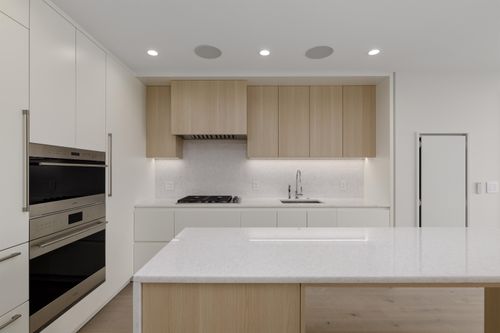 2501-7433 Cambie St, Vancouver, BC, V6P0J8 | Card Image