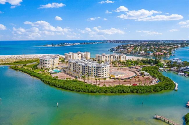 505 - 650 Collany Rd, Condo with 3 bedrooms, 4 bathrooms and null parking in Tierra Verde FL | Image 41
