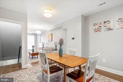 2428 Mcculloh St, BALTIMORE, MD, 21217-4058 | Card Image