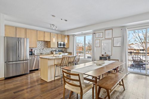 211-1502 5th St N, Hopkins, MN, 55305-6202 | Card Image