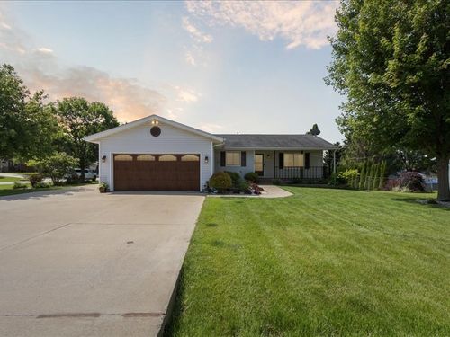 435 Cedar Crest Dr, Cedarville, IL, 61013 | Card Image