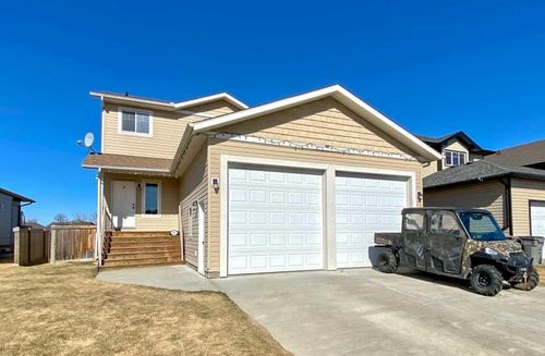 3527 55 Ave, Whitecourt, AB, T7S0C1 | Card Image