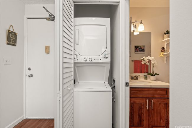 Washer & Dryer right in your unit | Image 18