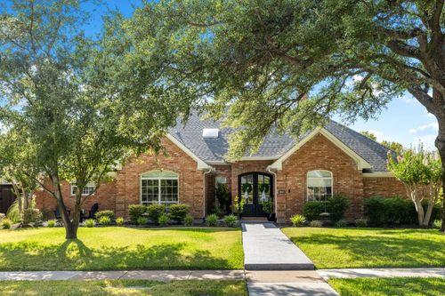 1801 Triple Crown Ln, Plano, TX, 75093-4509 | Card Image
