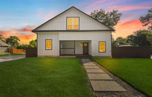 1209 N 10th St, Waco, TX, 76707-3109 | Card Image
