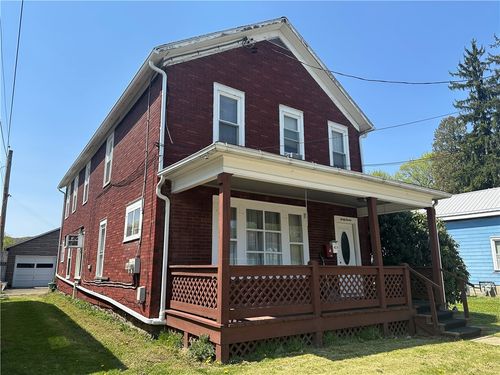 47 Bishop St, Bradford, PA, 16701-1210 | Card Image