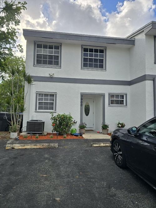 7900 Sw 7th Pl, North Lauderdale, FL, 33068-2123 | Card Image