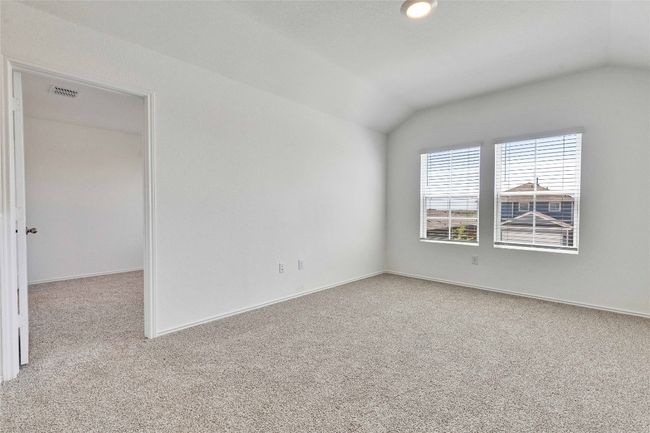 12305 Bulldogger Bnd, House other with 4 bedrooms, 3 bathrooms and 4 parking in Mustang Ridge TX | Image 24
