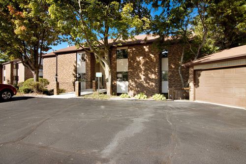 5883 Andorra Dr, Williamsburg, MI, 49690-9397 | Card Image