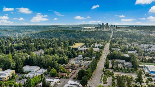 g-25-709 143rd Ave Ne, Bellevue, WA, 98007-4764 | Card Image