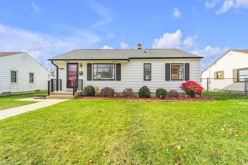 3527 N 97th Pl, Milwaukee, WI, 53222-2630 | Card Image