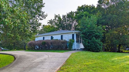 295 Cheshire Rd, Clarksville, TN, 37043-5866 | Card Image