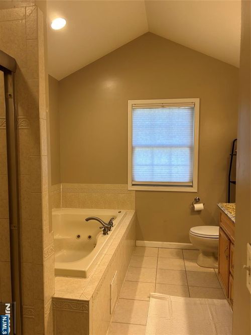 150 Montrose Ave, South Plainfield, NJ, 07080-2616 | Card Image