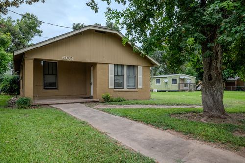 603 N Resident St, Wharton, TX, 77488-3917 | Card Image
