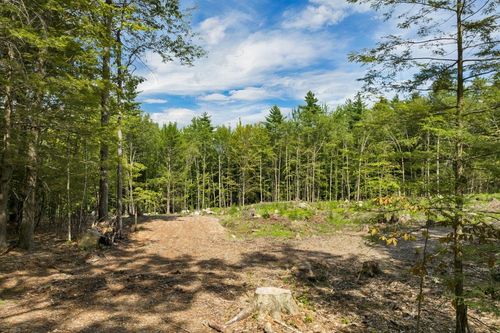 267-23 Winnipesaukee Dr, Wolfeboro, NH, 03894 | Card Image
