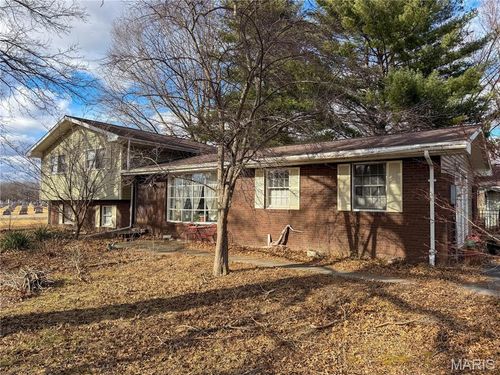 109 Maple St, Benld, IL, 62009-1454 | Card Image