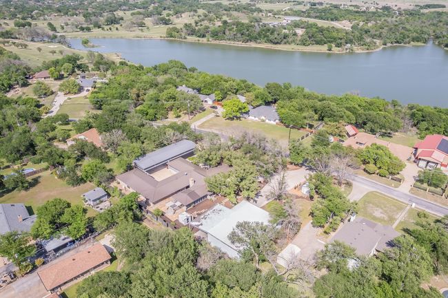 712 Squaw Creek Rd, House other with 3 bedrooms, 4 bathrooms and null parking in Willow Park TX | Image 14