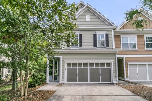 2028 Kings Gate Ln, Mount Pleasant, SC, 29466-8163 | Card Image