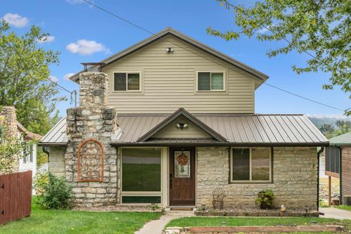 507 N 1st St, Harpers Ferry, IA, 52146-9751 | Card Image