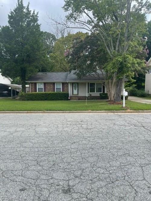 1905 Boulding Ave, High Point, NC, 27265-3800 | Card Image